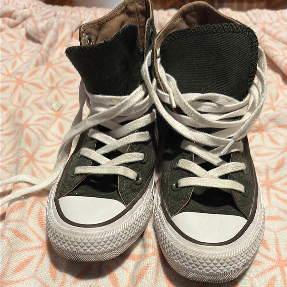 Converse Women's Army Green Size 5